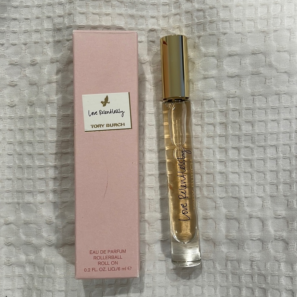 Tory Burch Love Relentlessly Roll on Perfume. New in Box